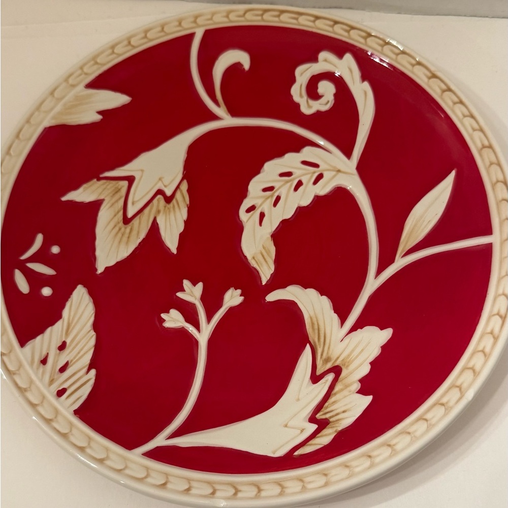 Fitz & Floyd Town & Country 1 Dessert Luncheon Plates Red & White Flowers 8.5"